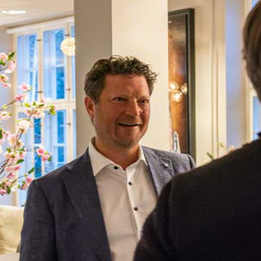 Jesper Slot, Vexa